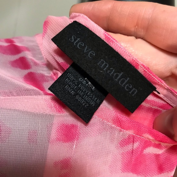 Steve Madden Tie Dye Pink Sheer Caftan Beach Cover - Picture 3 of 3